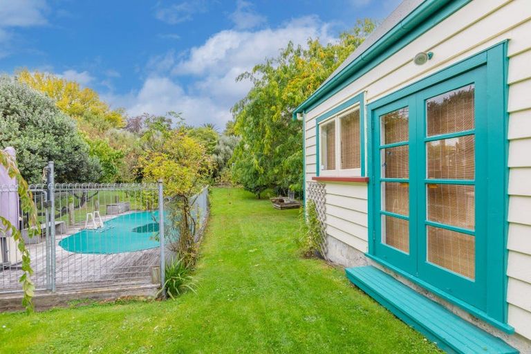 Photo of property in 3 Saint Marys Road, Waipukurau, 4200