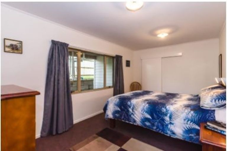 Photo of property in 68 Dixie Street, Te Horo Beach, Otaki, 5581