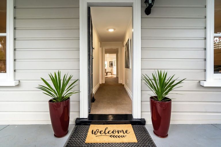 Photo of property in 17 Anne Street, Devonport, Auckland, 0624