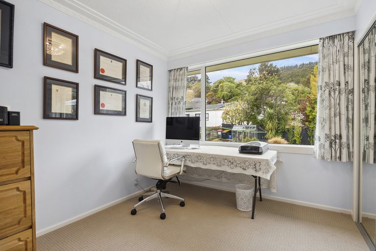 Photo of property in 10a Wharfdale Street, Macandrew Bay, Dunedin, 9014