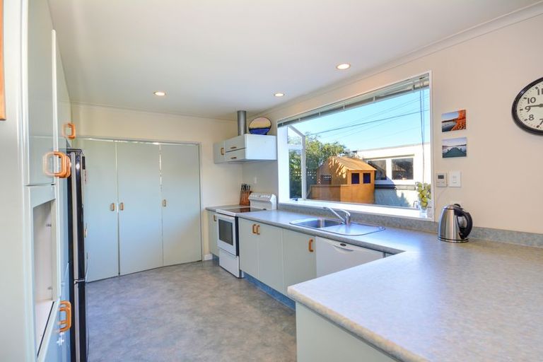 Photo of property in 11 Hargest Crescent, Saint Kilda, Dunedin, 9012
