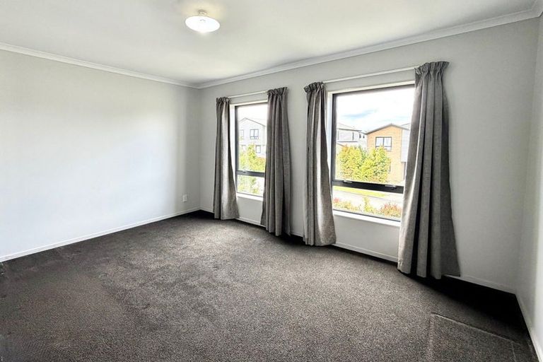 Photo of property in 38 Ipukarea Street, Weymouth, Auckland, 2103