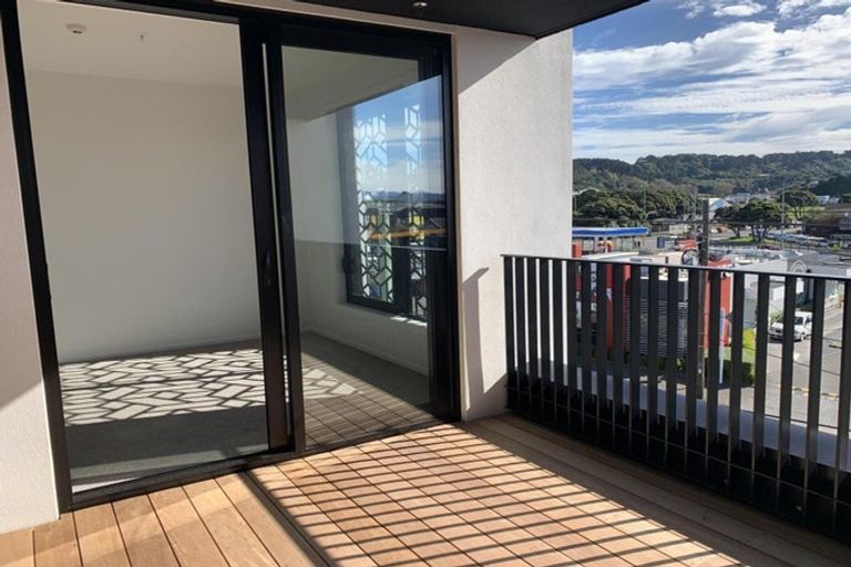 Photo of property in 303/2 Onepu Road, Kilbirnie, Wellington, 6022