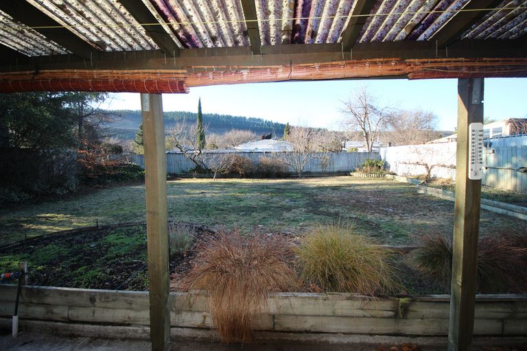 Photo of property in 20 Blyth Street, Clyde, 9330