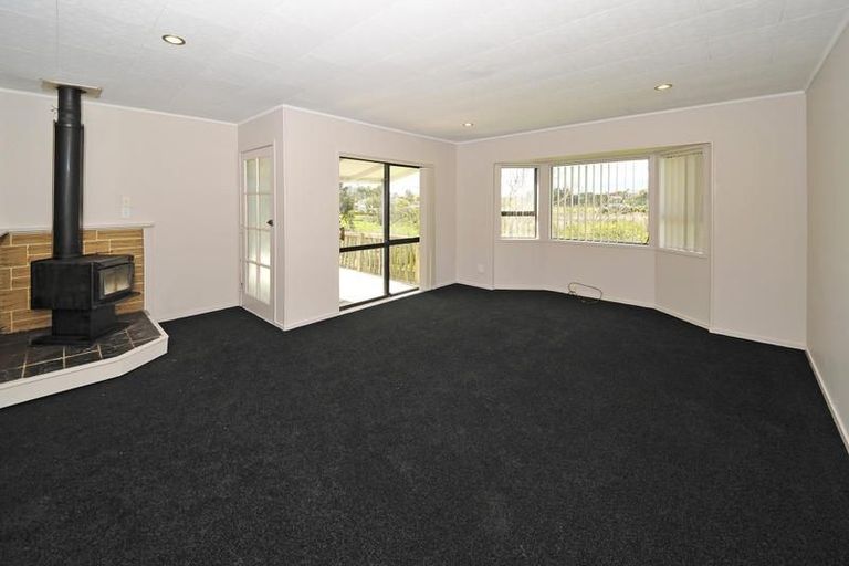 Photo of property in 46 Alabaster Drive, Papatoetoe, Auckland, 2025