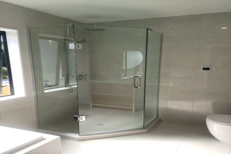 Photo of property in 27 Sheridan Drive, New Lynn, Auckland, 0600