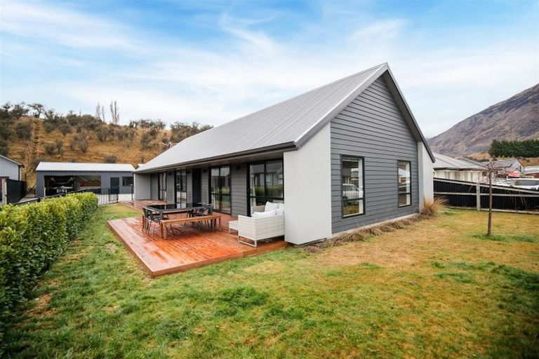 Photo of property in 96 Risinghurst Terrace, Lower Shotover, Queenstown, 9304