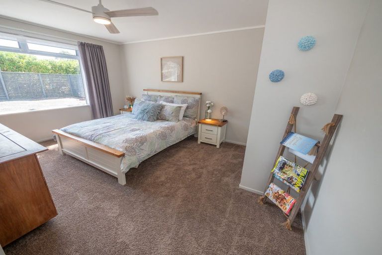 Photo of property in 28 Berghan Road, Coopers Beach, 0420