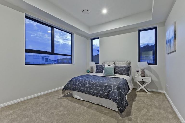 Photo of property in 3 Moko Lane, Greenhithe, Auckland, 0632