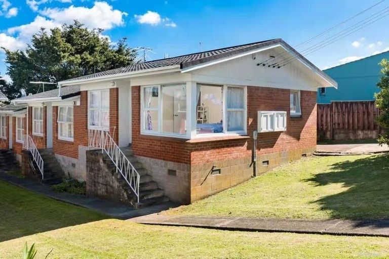 Photo of property in 8/12 Raines Avenue, Forrest Hill, Auckland, 0620