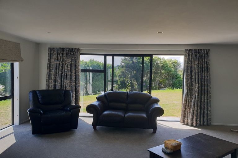 Photo of property in 1a Links Drive, Waiwhakaiho, New Plymouth, 4312