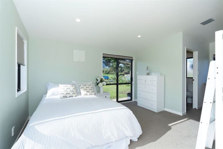 Photo of property in 11 Via Aroha, Waitarere Beach, Levin, 5510