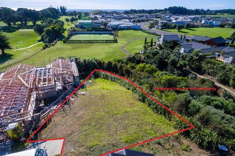 Photo of property in 10 Kakariki Lane, Waiwhakaiho, New Plymouth, 4312
