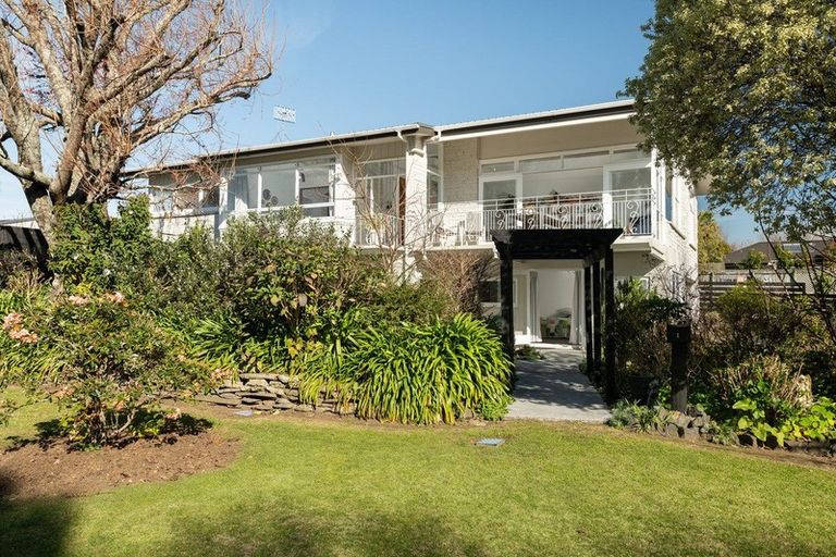 Photo of property in 1 Fairview Place, Te Puke, 3119