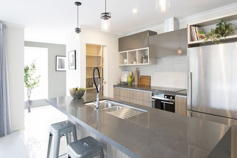 Photo of property in 14 Mclachlan Way, Pokeno, 2471