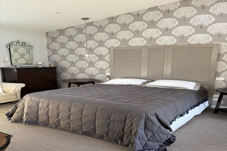 Photo of property in 9 Margaret Avenue, Havelock North, 4130