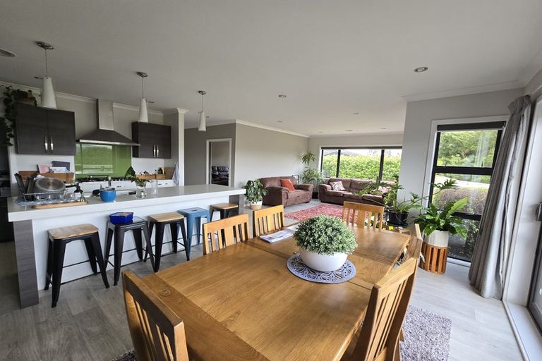 Photo of property in 116 Endeavour Drive, Whitby, Porirua, 5024