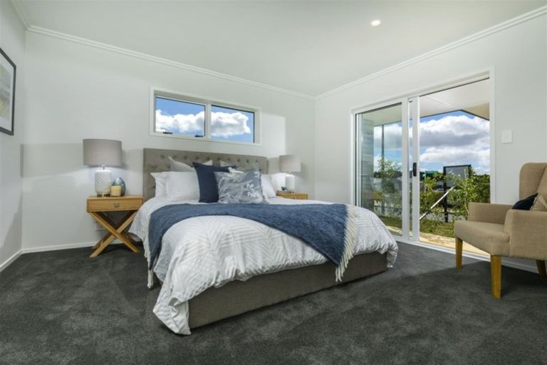 Photo of property in 17 Podgora Avenue, Kumeu, 0810