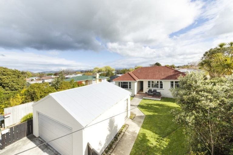 Photo of property in 6 Waterford Place, Westbrook, Palmerston North, 4412