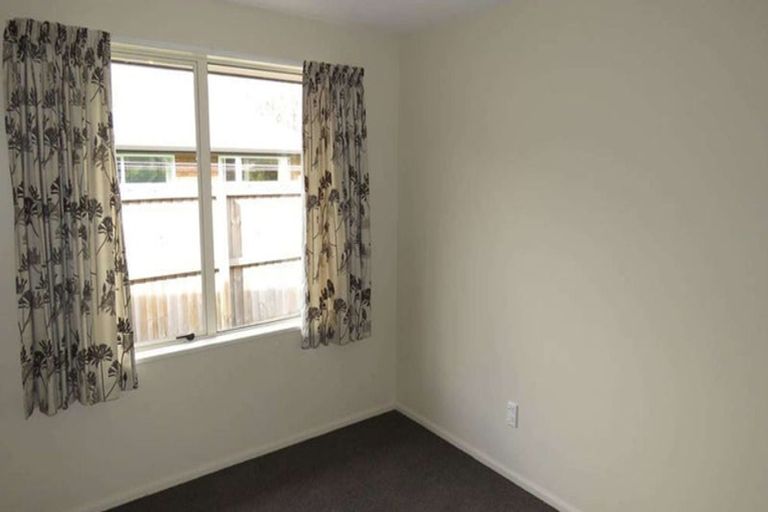 Photo of property in 39 Chesterfield Mews, Russley, Christchurch, 8042