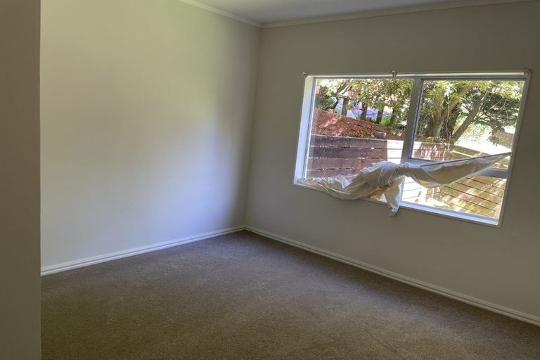 Photo of property in 2/10 Woodvale Road, Glen Eden, Auckland, 0602