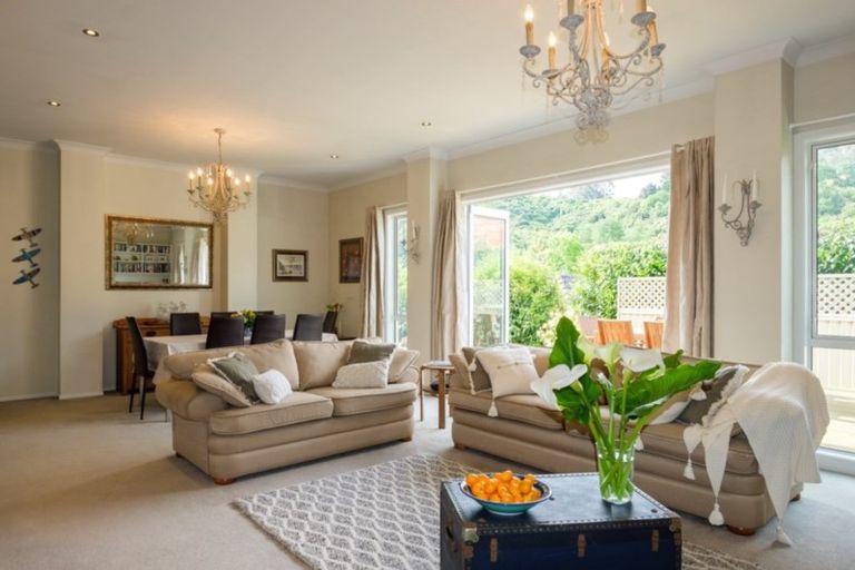 Photo of property in 15 Colquhoun Street, Glenross, Dunedin, 9011