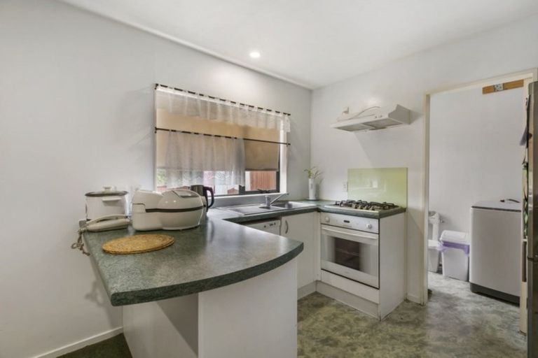 Photo of property in 20/1 Melview Place, New Lynn, Auckland, 0600