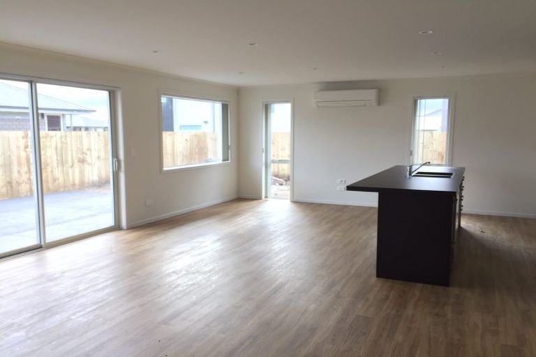 Photo of property in 8 Huka Heights Drive, Rangatira Park, Taupo, 3330