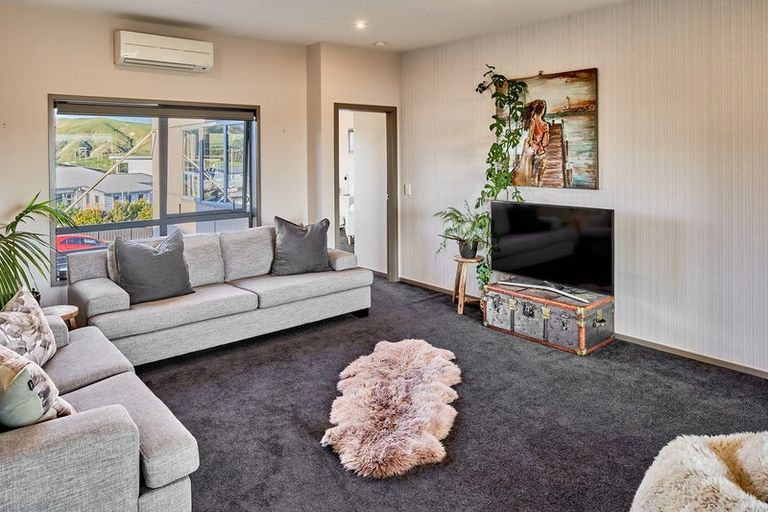 Photo of property in 17 Mo Street, Camborne, Porirua, 5026