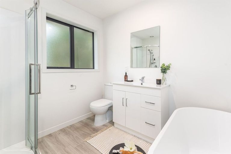 Photo of property in 202 Centaurus Road, Saint Martins, Christchurch, 8022