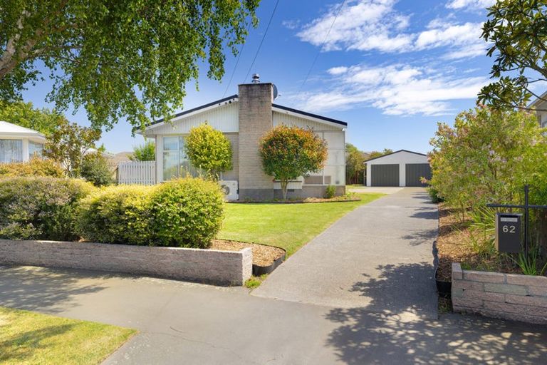 Photo of property in 62 Greendale Avenue, Avonhead, Christchurch, 8042
