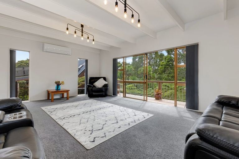 Photo of property in 67 Daffodil Street, Titirangi, Auckland, 0604