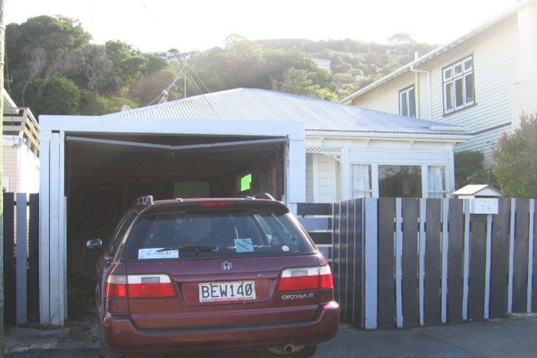 Photo of property in 74 Queens Drive, Lyall Bay, Wellington, 6022