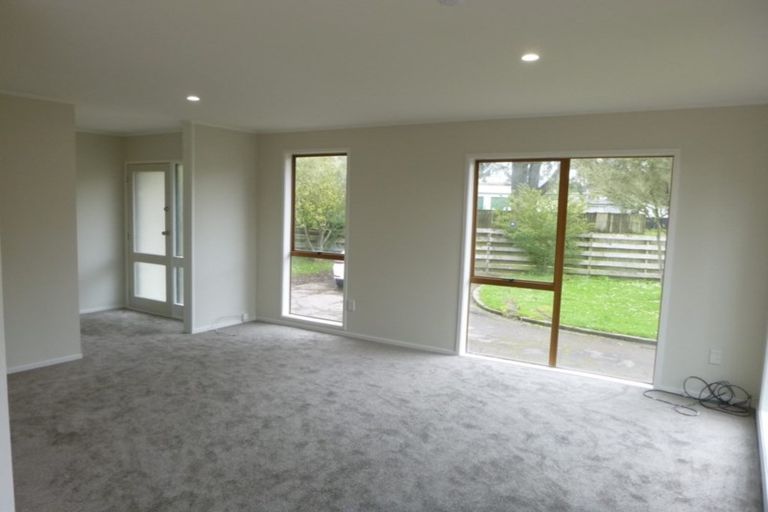 Photo of property in 43 Urlich Drive, Ranui, Auckland, 0612
