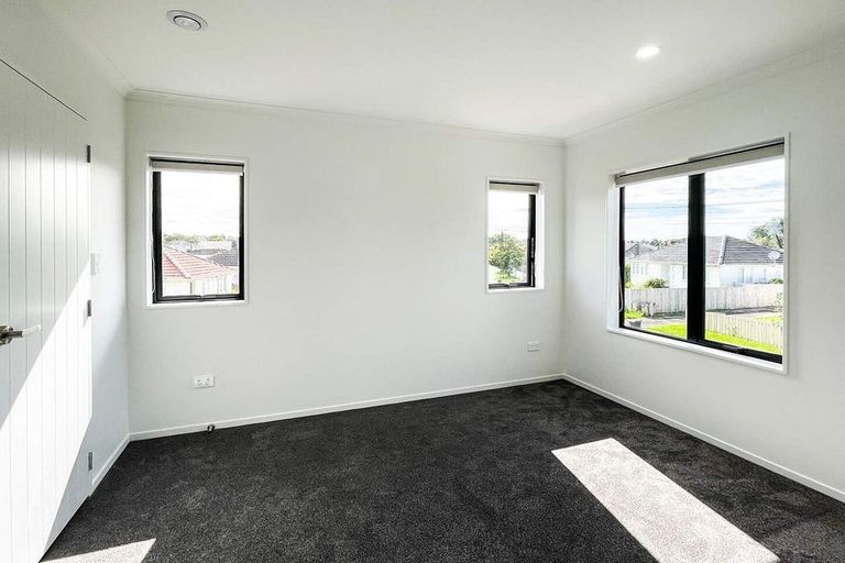 Photo of property in 15a Parkinson Avenue, Wesley, Auckland, 1041