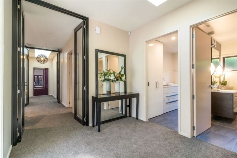 Photo of property in 33a Jacksons Road, Merivale, Christchurch, 8014