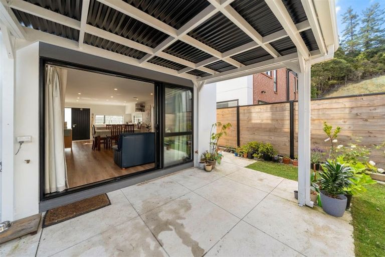 Photo of property in 5 Reid Lane, Wallaceville, Upper Hutt, 5018