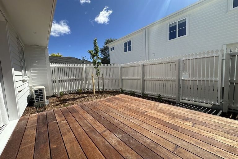 Photo of property in 3/23 Woodville Street, Edgeware, Christchurch, 8013