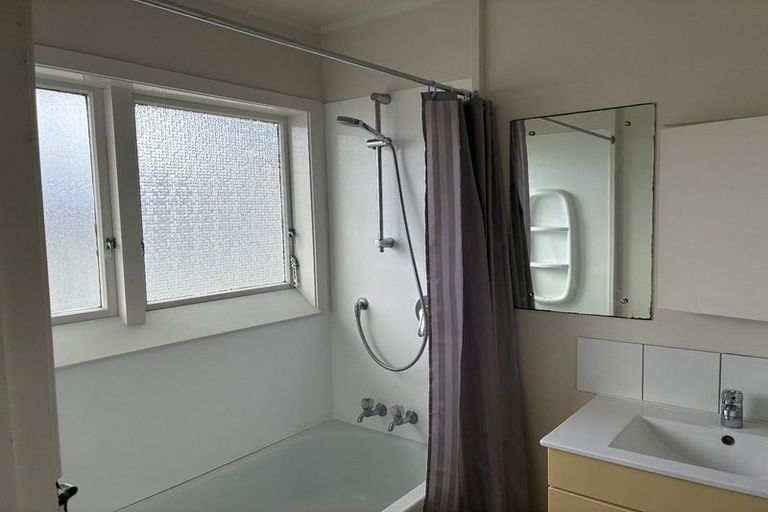 Photo of property in 1/52 Puhinui Road, Manukau, Auckland, 2104