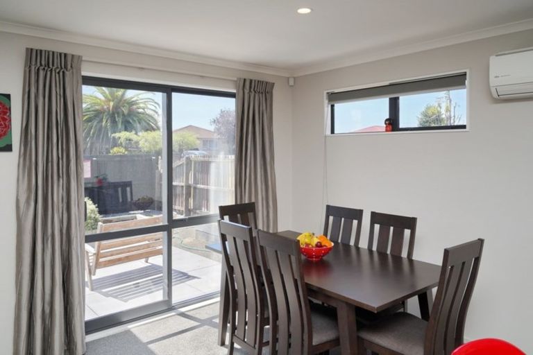 Photo of property in 20 Branksome Place, Parklands, Christchurch, 8083