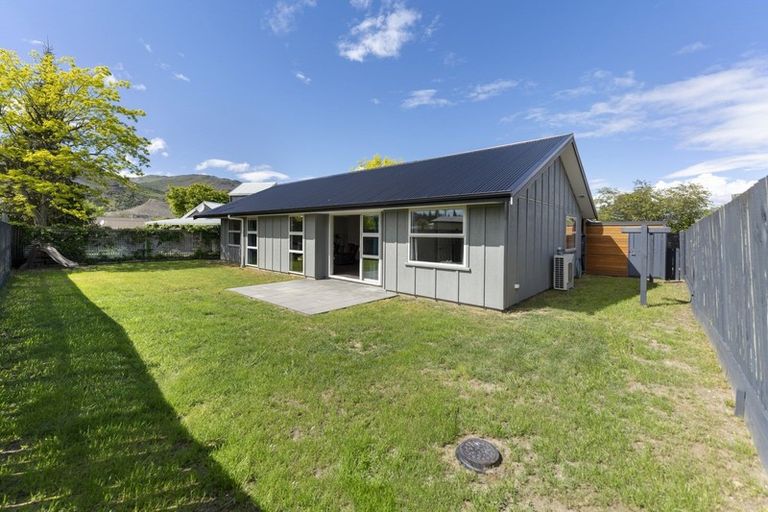 Photo of property in 49a Molyneux Avenue, Cromwell, 9310