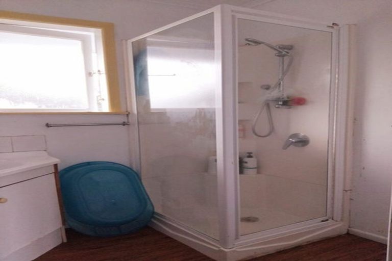 Photo of property in 16 Thompson Terrace, Manurewa, Auckland, 2102