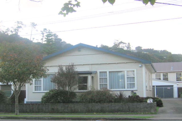 Photo of property in 13 Te Mome Road, Alicetown, Lower Hutt, 5010
