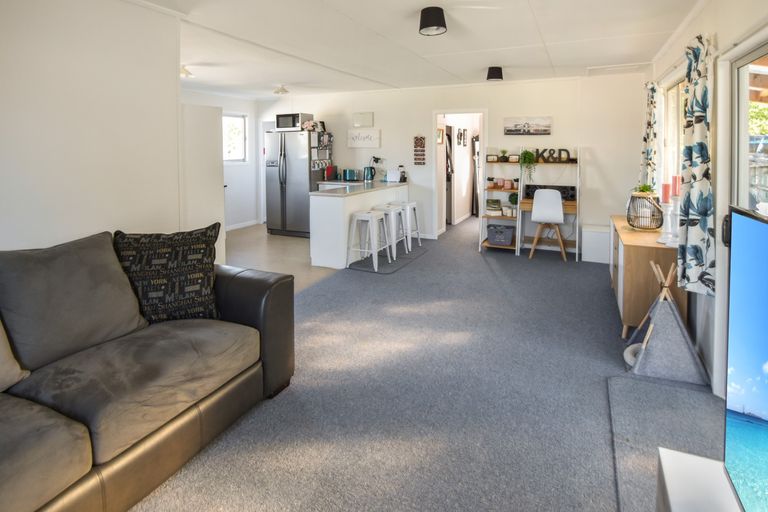 Photo of property in 14 Mackenzie Drive, Twizel, 7901