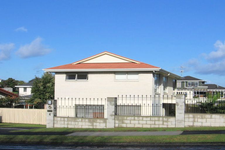 Photo of property in 4 Bramley Drive, Farm Cove, Auckland, 2012