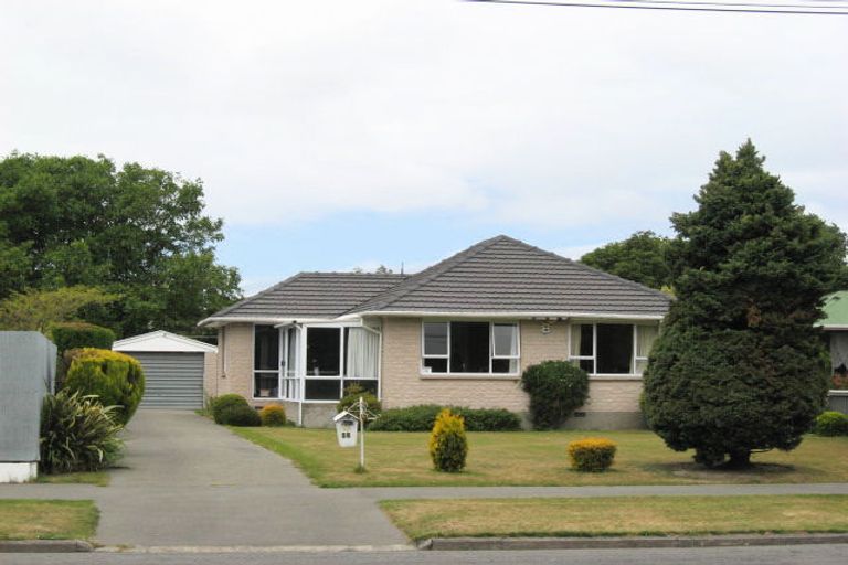 Photo of property in 88 Nortons Road, Avonhead, Christchurch, 8042