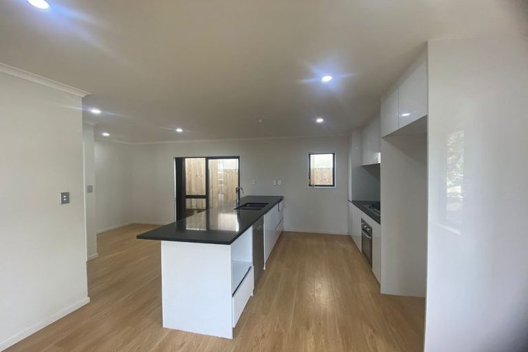 Photo of property in 1 Kendall Court, Wattle Downs, Auckland, 2103