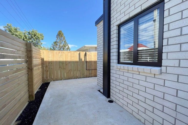Photo of property in 1/12 Charlemont Street, Whitiora, Hamilton, 3200