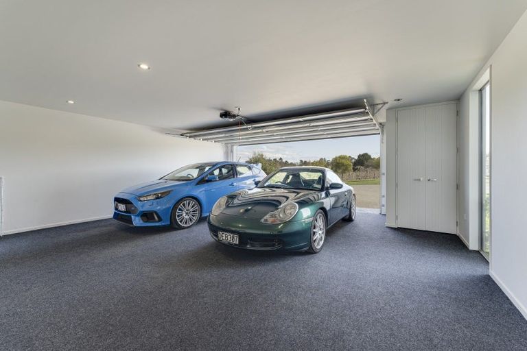 Photo of property in 28 Lindup Road, Lower Moutere, Upper Moutere, 7175