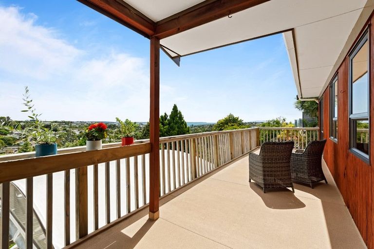 Photo of property in 24 Danbury Drive, Torbay, Auckland, 0630